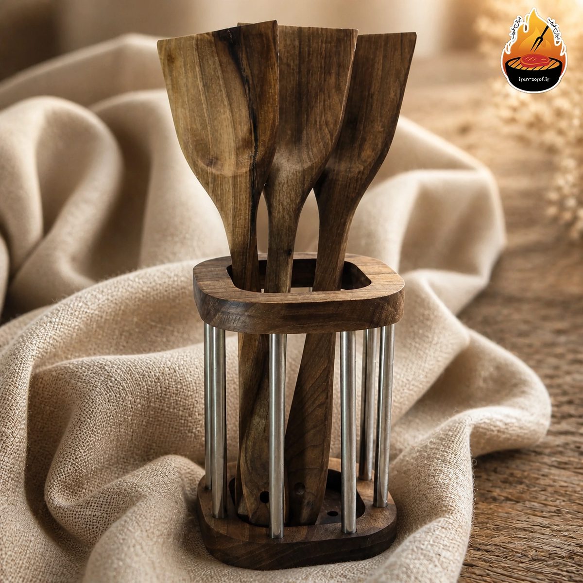 جاقاشقی ایستاده دو طرح مربعی و دایره چوب گردو مدل جوانه — ایران ظروف